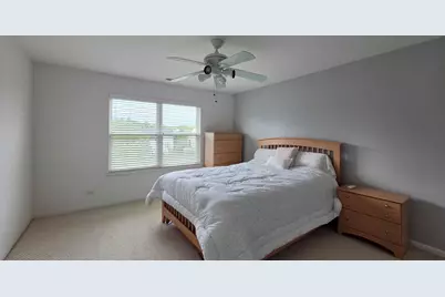 2560 W Sprce Drive, Round Lake, IL 60073 - Photo 28