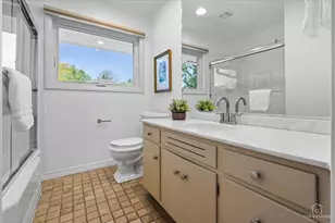 326 Charles St, Geneva, IL 60134 - Photo 20