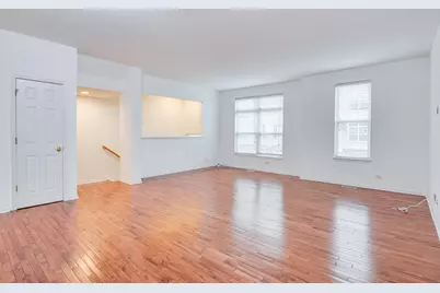 401 N Commerce Street #401, Aurora, IL 60504 - Photo 14