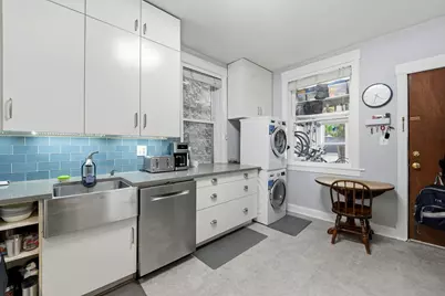 1929 W Irving Park Road #2, Chicago, IL 60613 - Photo 8