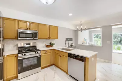 3042 Renard Lane, Saint Charles, IL 60175 - Photo 10