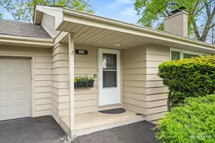 1638 Virginia St, Downers Grove, IL 60515 - Photo 2