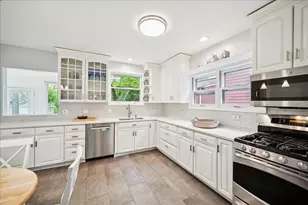 972 Elm St, Winnetka, IL 60093 - Photo 14