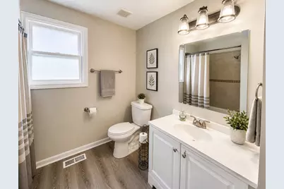 1001 Blackhawk Drive, University Park, IL 60484 - Photo 4