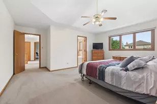 611 Vanderbilt Dr, New Lenox, IL 60451 - Photo 18