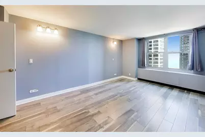 400 E Randolph Street #1727, Chicago, IL 60601 - Photo 22