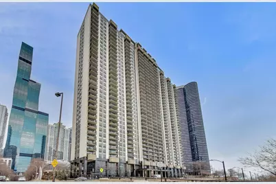 400 E Randolph Street #1727, Chicago, IL 60601 - Photo 1