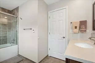 5255 Suffield Terrace, Skokie, IL 60077 - Photo 22