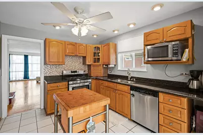 1852 Suffolk Avenue, Westchester, IL 60154 - Photo 6
