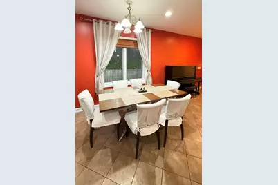 422 W 42nd Place, Chicago, IL 60609 - Photo 10