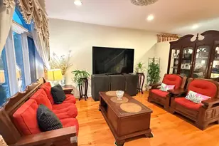 422 W 42nd Pl, Chicago, IL 60609 - Photo 4