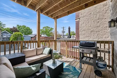 3336 N Damen Avenue #2, Chicago, IL 60618 - Photo 18