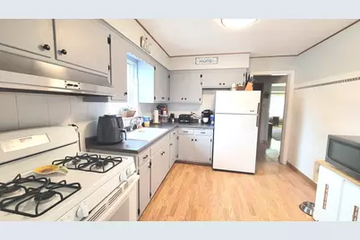9301 S Spaulding Avenue, Evergreen Park, IL 60805 - Photo 12