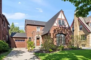 9814 S Hoyne Ave, Chicago, IL 60643 - Photo 1