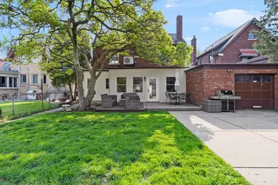 9814 S Hoyne Avenue, Chicago, IL 60643 - Photo 38