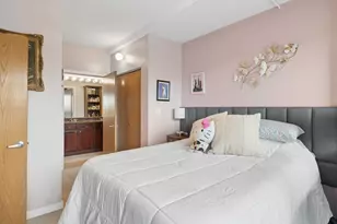1610 W Fullerton Ave, Chicago, IL 60614 - Photo 10