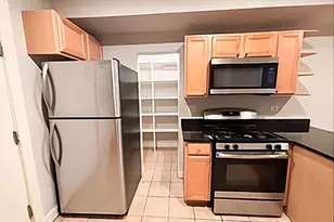 2641 W Estes Ave, Chicago, IL 60645 - Photo 2