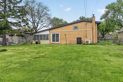 15 W 56th Street, Westmont, IL 60559 - Photo 10