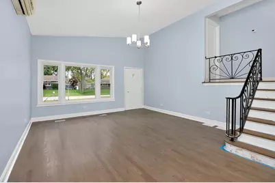 15 W 56th Street, Westmont, IL 60559 - Photo 2
