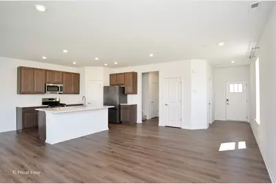 1163 White Oak Circle, Crystal Lake, IL 60012 - Photo 2