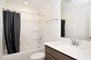 1163 White Oak Cir, Crystal Lake, IL 60012 - Photo 12