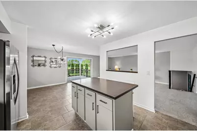 2481 Chatham Road, Aurora, IL 60506 - Photo 6