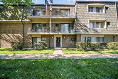 138 E Bailey Road #M, Naperville, IL 60565 - Photo 12
