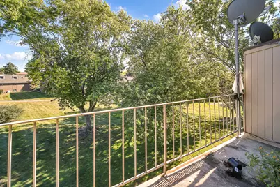 138 E Bailey Road #M, Naperville, IL 60565 - Photo 10