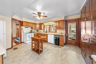 204 N West St, Earlville, IL 60518 - Photo 12