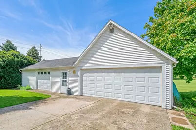 204 N West Street, Earlville, IL 60518 - Photo 36