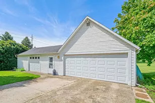 204 N West St, Earlville, IL 60518 - Photo 36