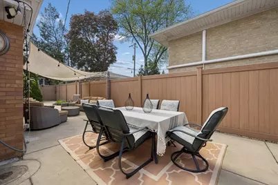 6340 N Indian Road, Chicago, IL 60646 - Photo 24