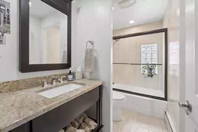 6340 N Indian Road, Chicago, IL 60646 - Photo 14