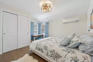 6340 N Indian Rd, Chicago, IL 60646 - Photo 12
