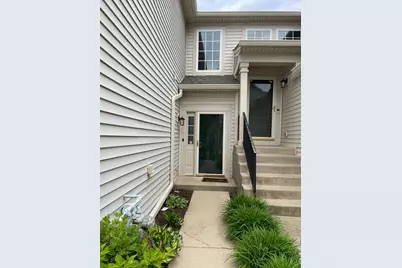 2277 Stoughton Drive, Aurora, IL 60502 - Photo 2