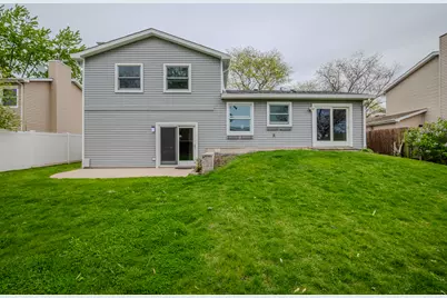 106 S Elroy Avenue, Bartlett, IL 60103 - Photo 18