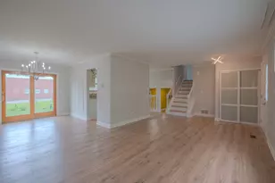 106 S Elroy Ave, Bartlett, IL 60103 - Photo 4