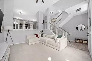 1103 Longwood Dr, Lisle, IL 60532 - Photo 4
