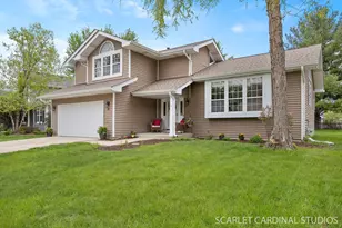91 Forestview Ln, Aurora, IL 60502 - Photo 2