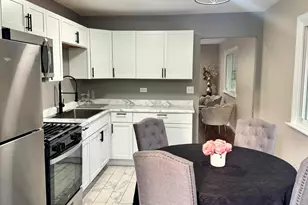 1224 Landon Ave, Winthrop Harbor, IL 60096 - Photo 10