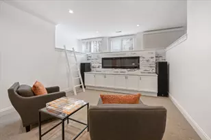 1019 W George St, Chicago, IL 60657 - Photo 30