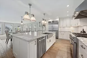 1019 W George St, Chicago, IL 60657 - Photo 2