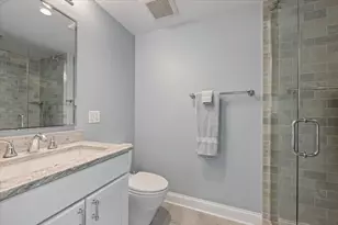 1019 W George St, Chicago, IL 60657 - Photo 22