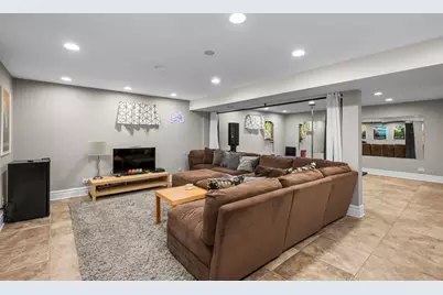 304 S Mount Prospect Road, Mount Prospect, IL 60056 - Photo 22