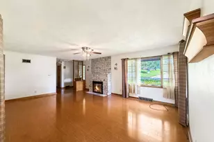 312 S Church St, Orangeville, IL 61060 - Photo 8