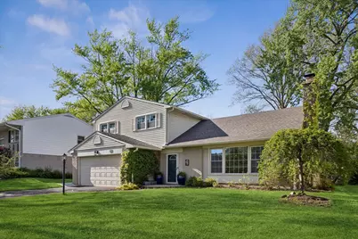 4 E Noyes Drive, Arlington Heights, IL 60005 - Photo 2
