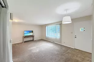 1411 Mark Dr, Freeport, IL 61032 - Photo 8