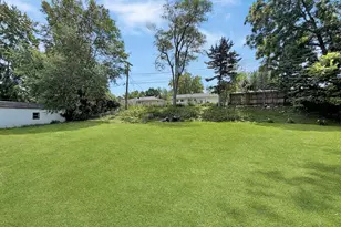 1411 Mark Dr, Freeport, IL 61032 - Photo 2