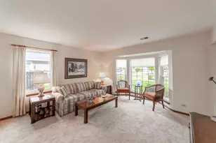 1849 Pastoral Ln, Hanover Park, IL 60133 - Photo 4