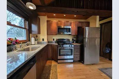 117 Lakewood Avenue, Crystal Lake, IL 60014 - Photo 12